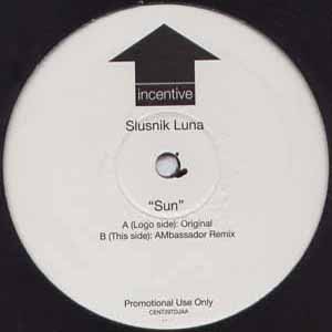 SLUSNIK LUNA / SUN